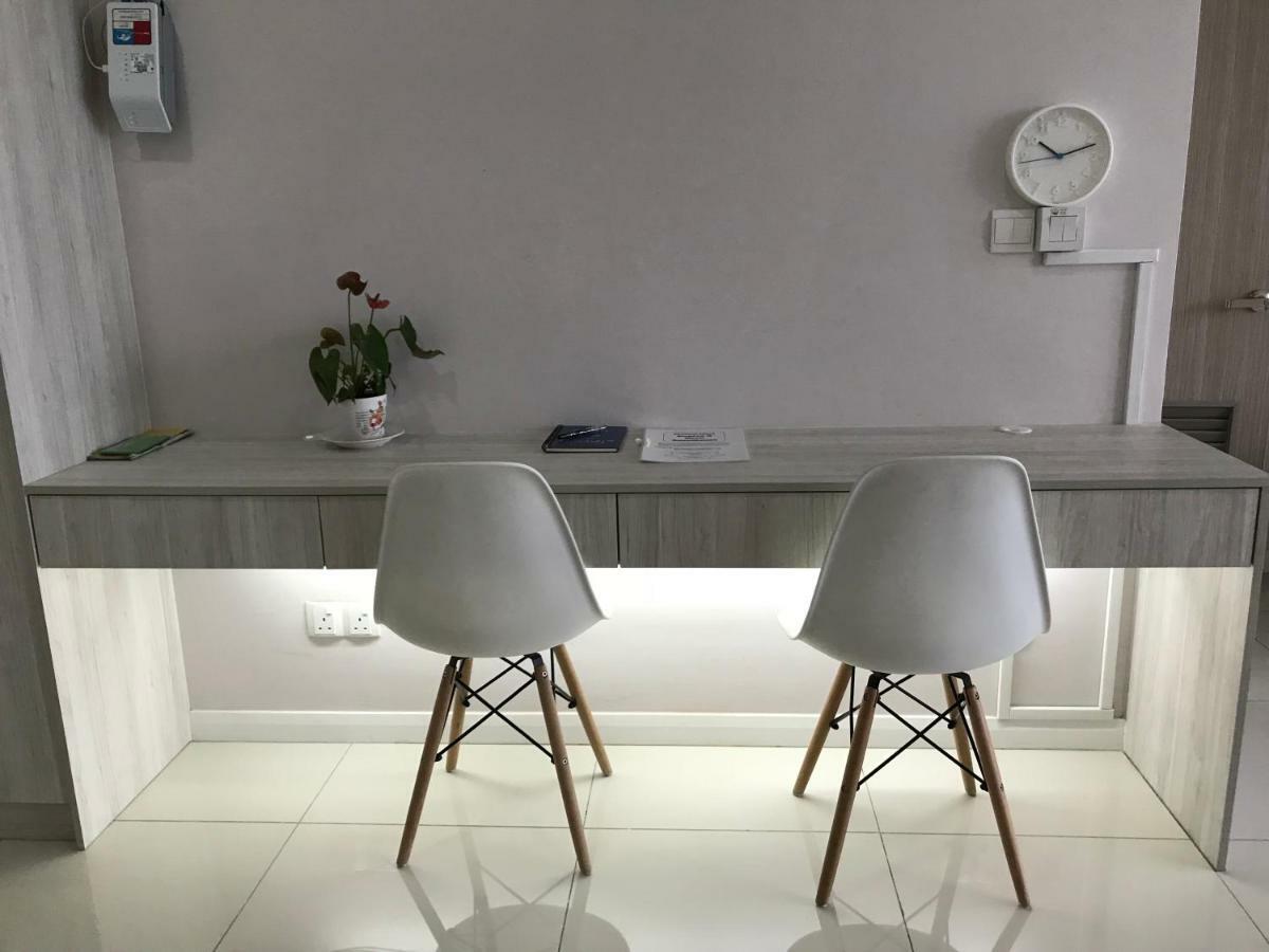 Minimalist Duplex @ Petaling Jaya & Sunwayアパートメント エクステリア 写真